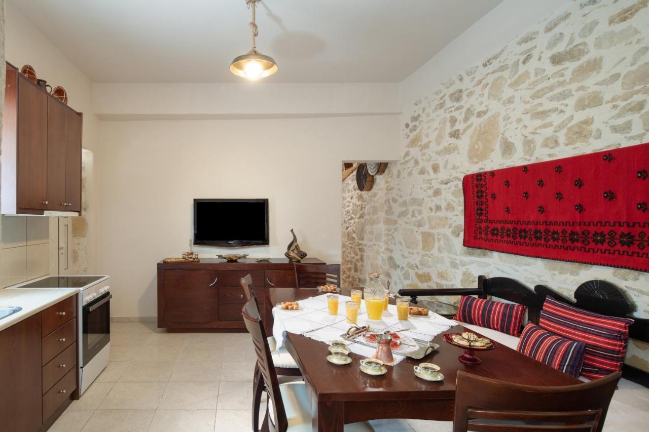 Zeus Traditional House Mitropolis  Dış mekan fotoğraf